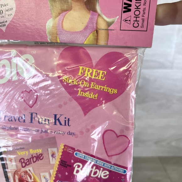 NIB Mattel 1998 Barbie Travel Fun Kit w/ Busy Barbie Little Gold Book, Coloring - Picture 3 of 10